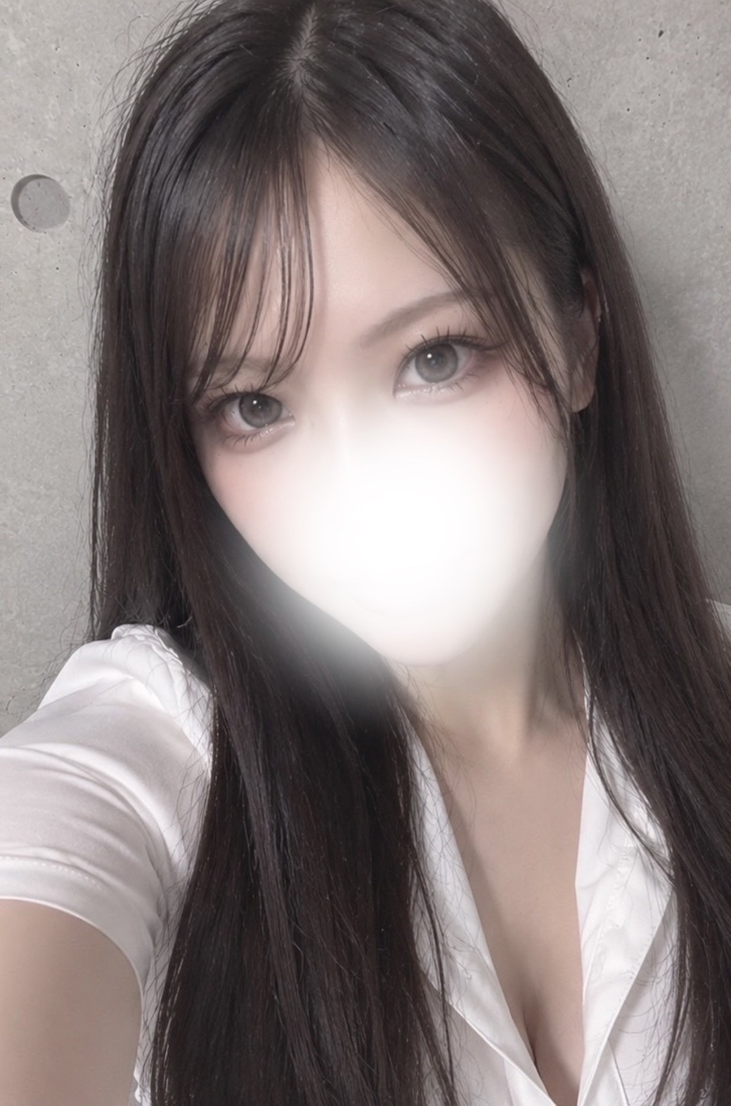 愛嬌抜群の色白美少女♡【おと】さん
